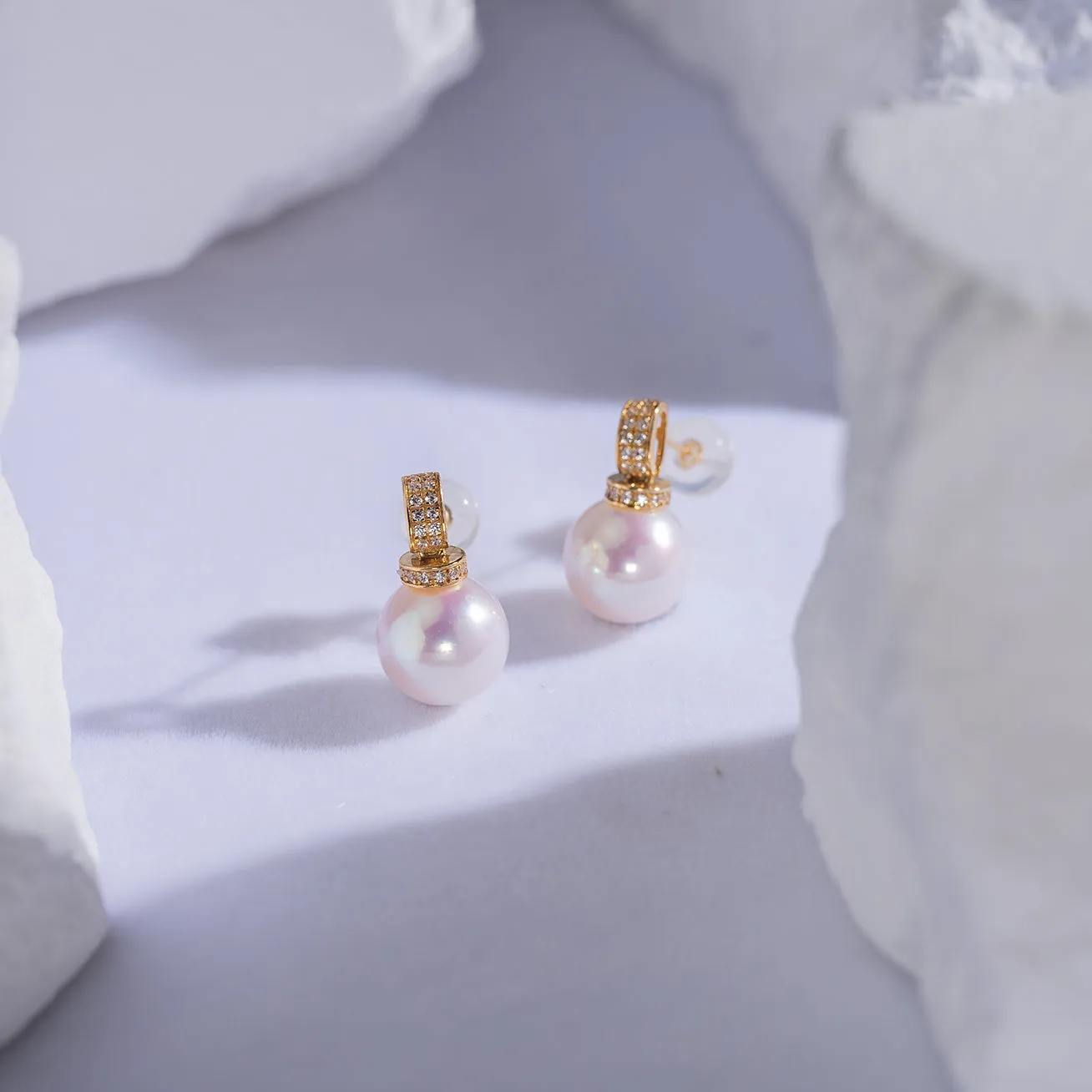 18k Solid Gold Freshwater Pearl Earrings KE00081