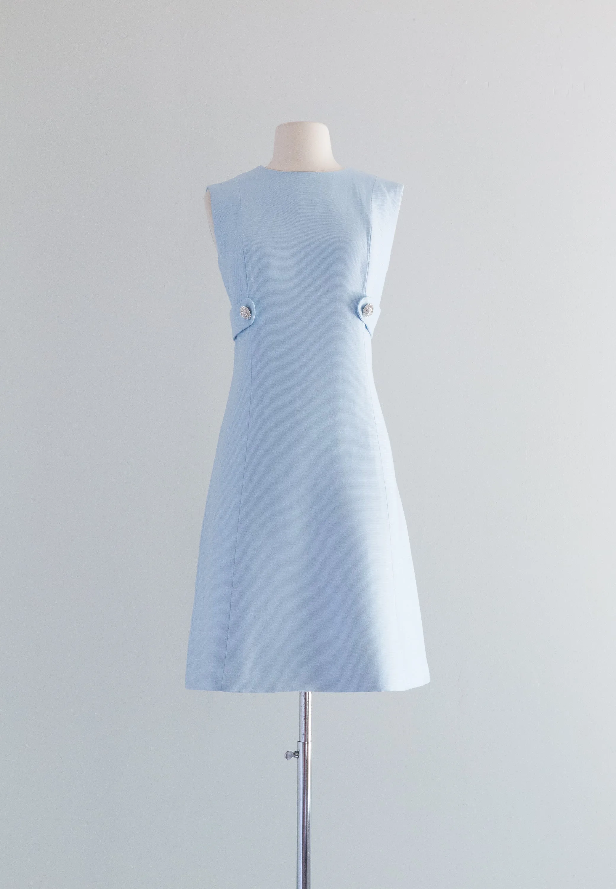 1960's Rona Mod Baby Blue Shift Dress / ML