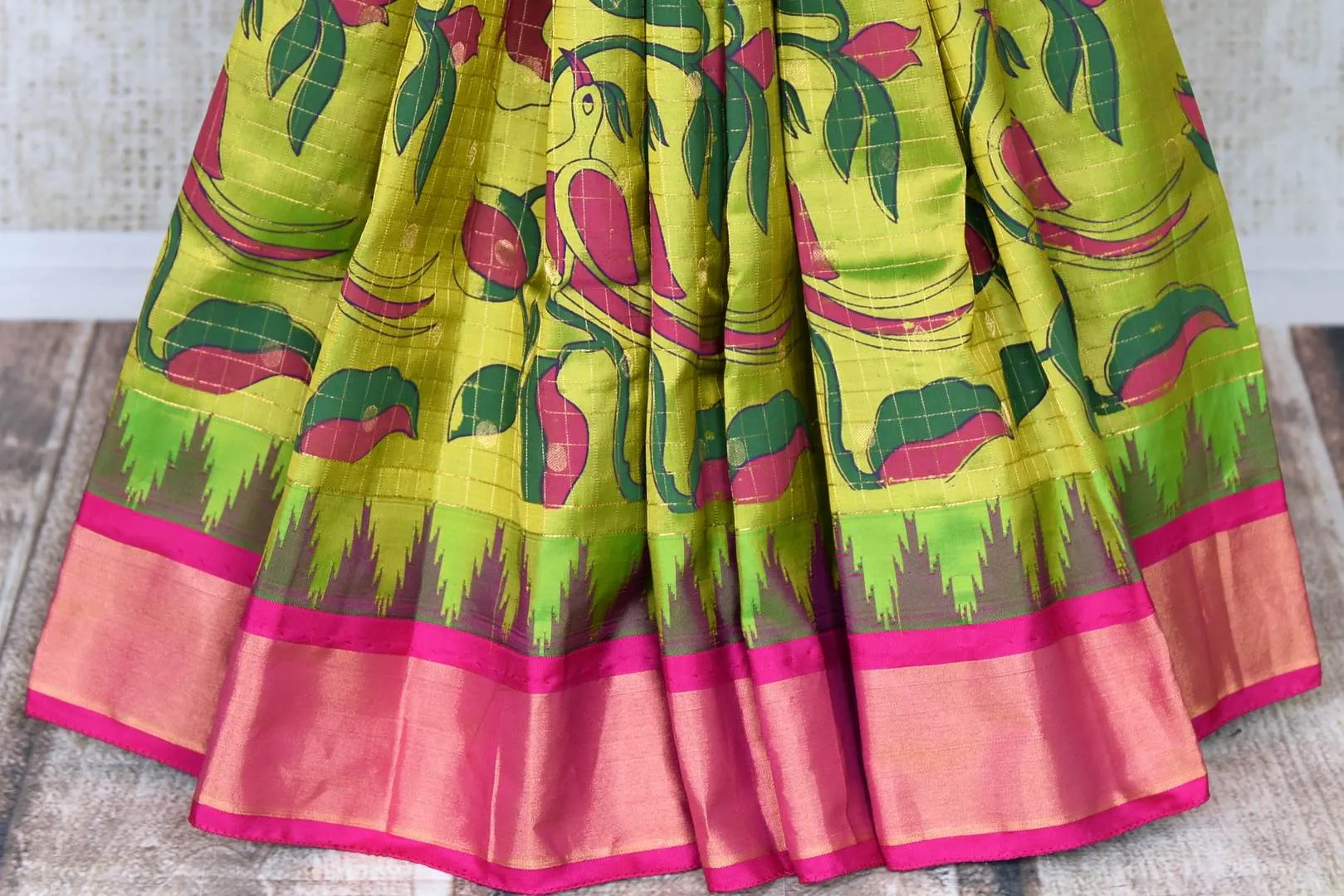 90L626 Pista Green Floral Print Gadhwal Silk Saree with Pink Zari Border