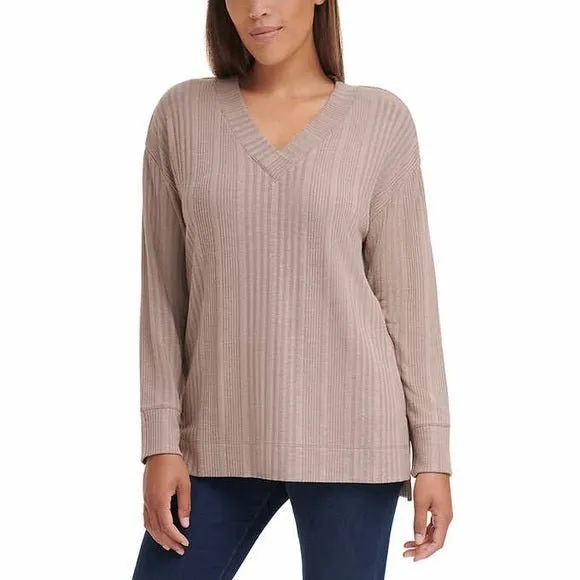 Andrew Marc Women's Ribbed V-Neck Top