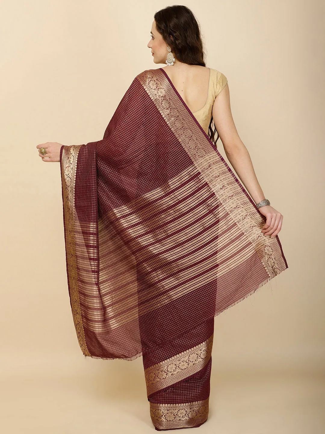 Check Pattern Plain Woven Georgette Saree