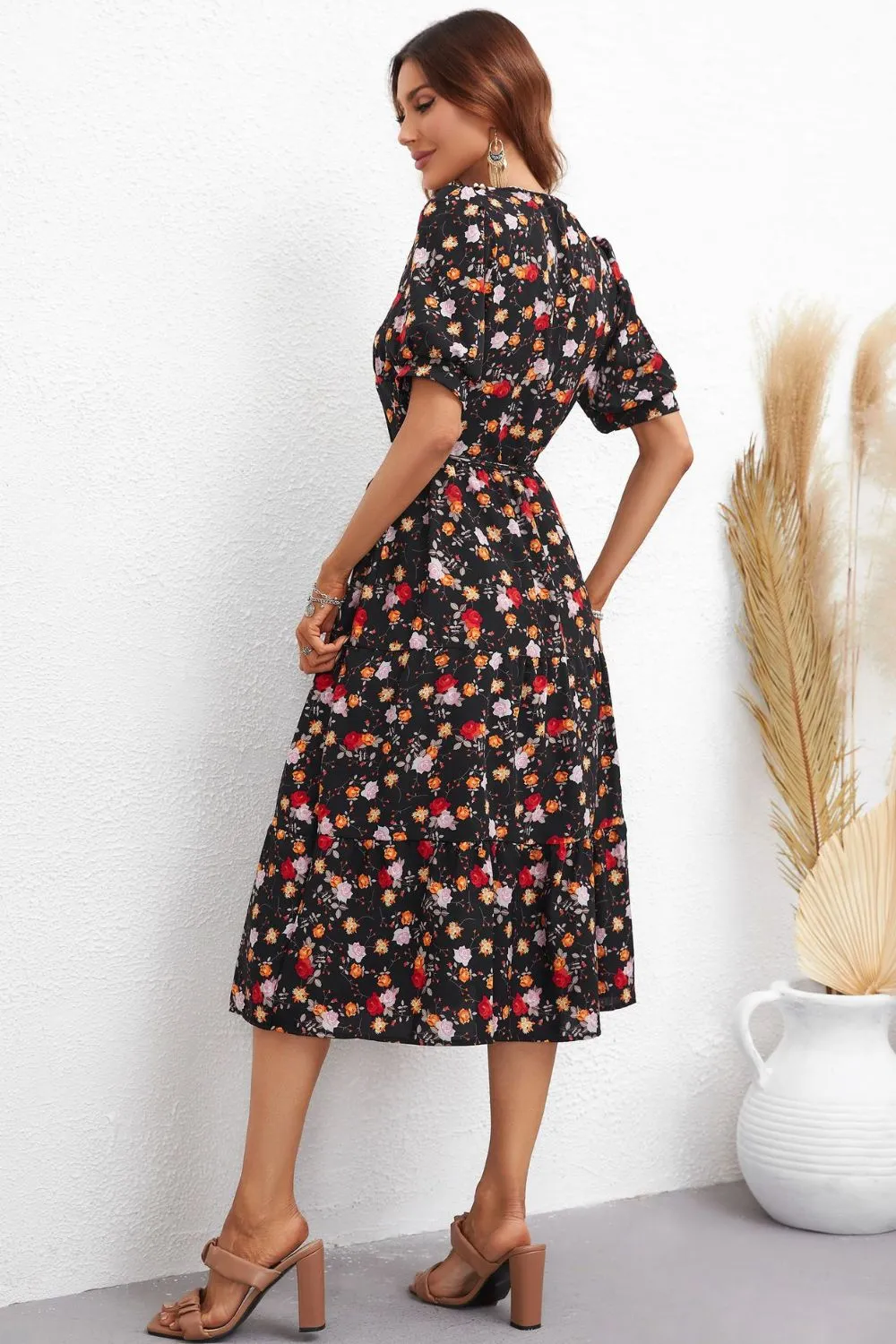 Chic Floral Collared Neck Puff Sleeve Dress: Perfect Summer Beach Wedding Attire for Women