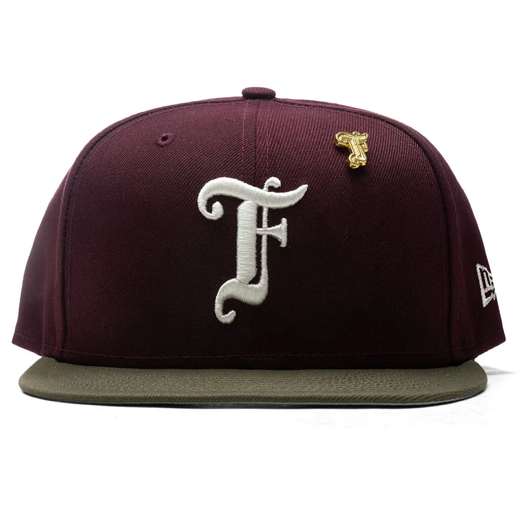 Feature x New Era Old English F Snapback - Maroon/New Olive