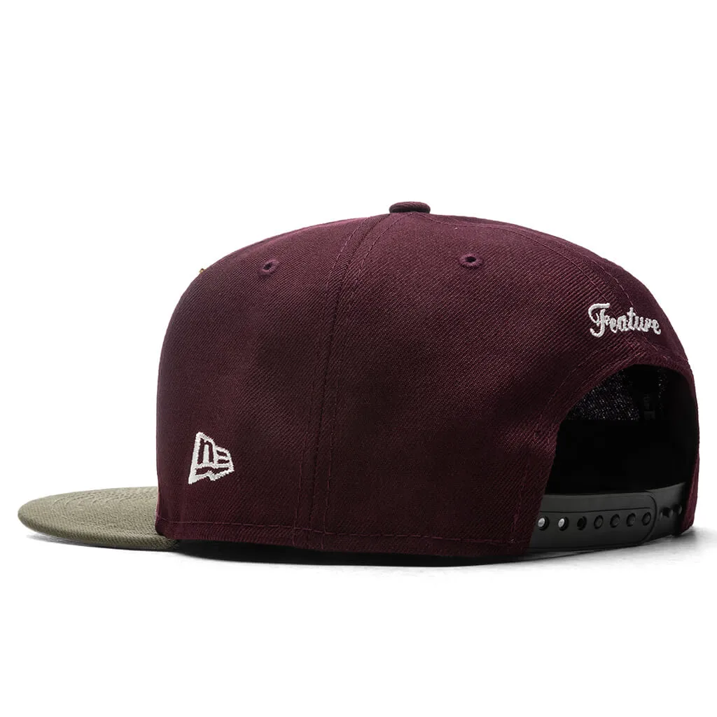 Feature x New Era Old English F Snapback - Maroon/New Olive