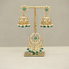 Girisha Kundan Earrings And Tikka