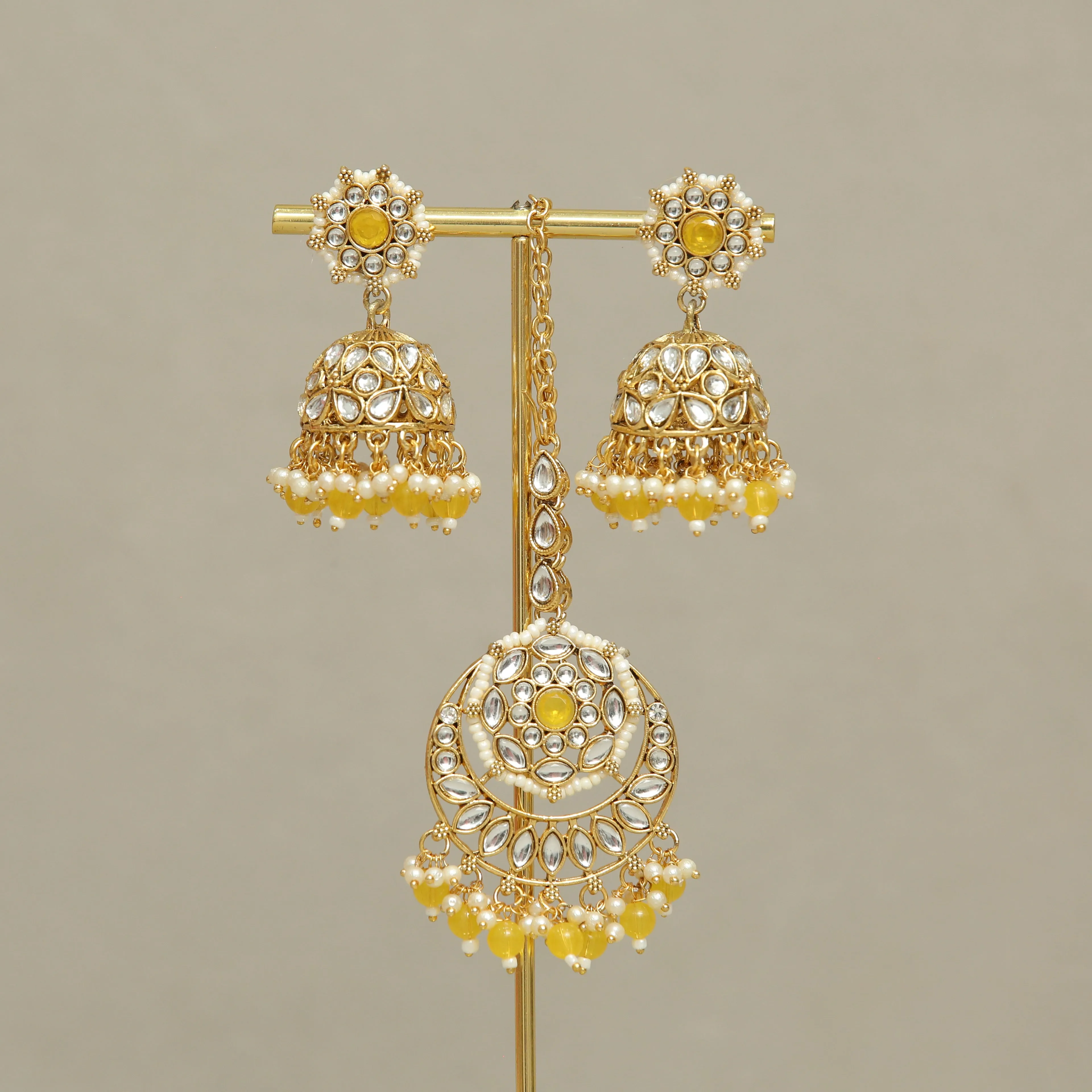 Girisha Kundan Earrings And Tikka