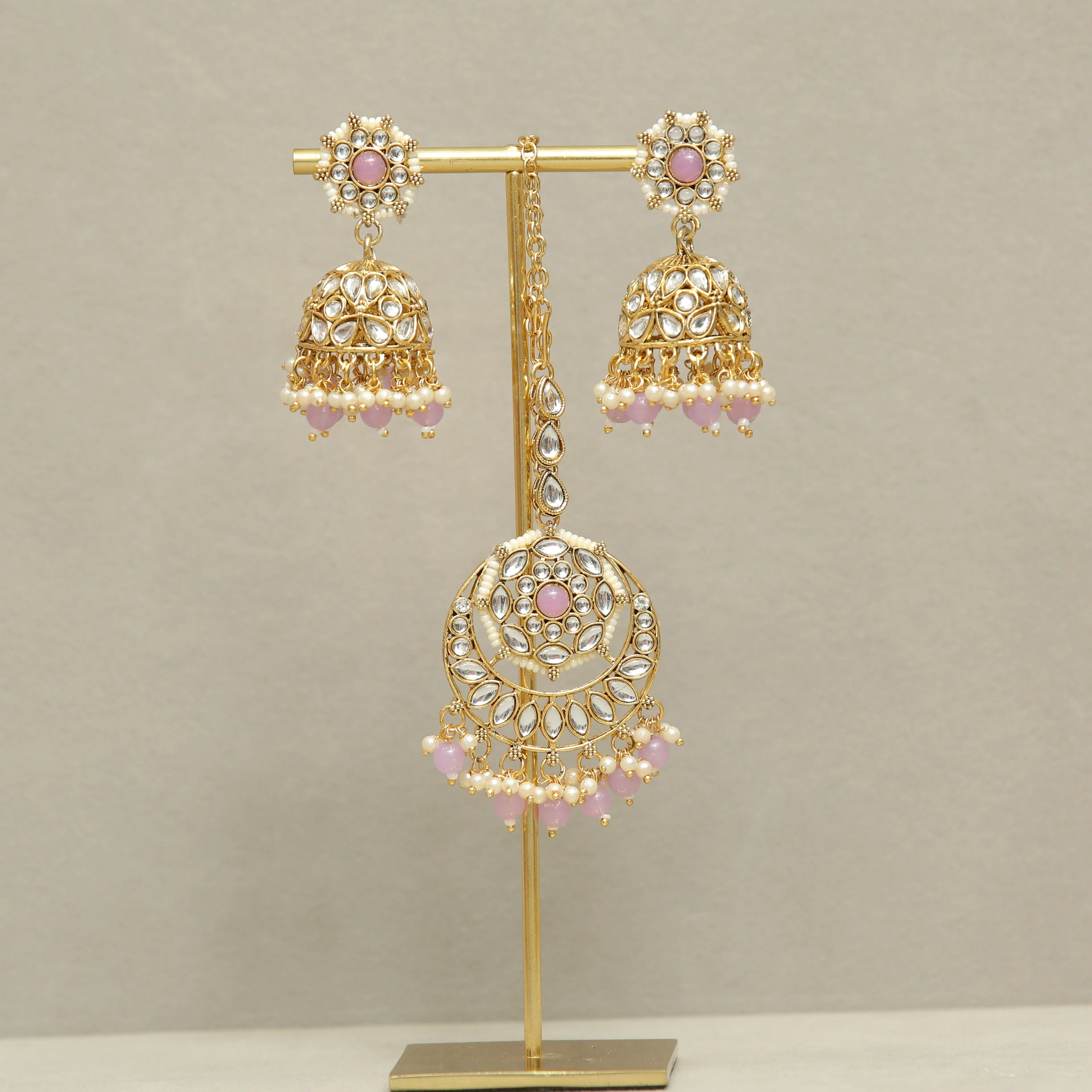 Girisha Kundan Earrings And Tikka