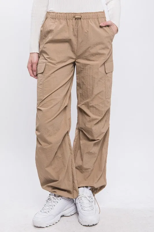 Loose Fit Cargo Pants [online exclusive]