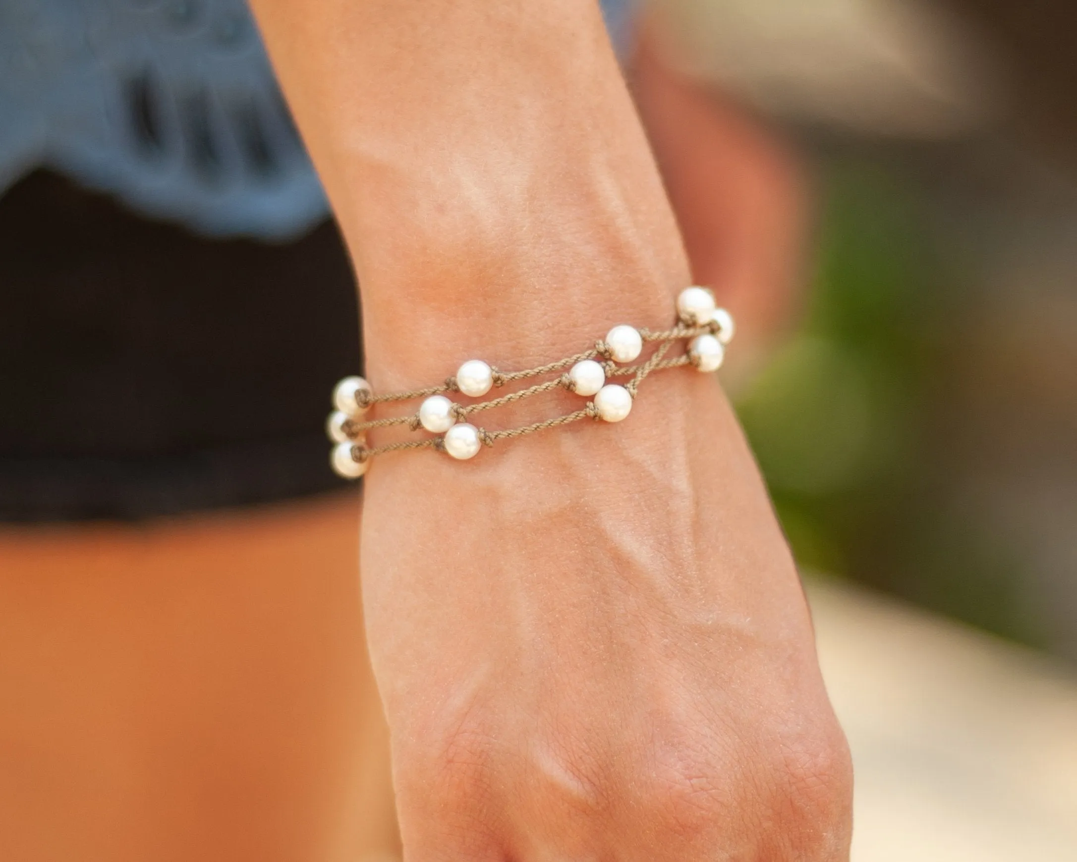 White Pearl Oval Petite - Wrap